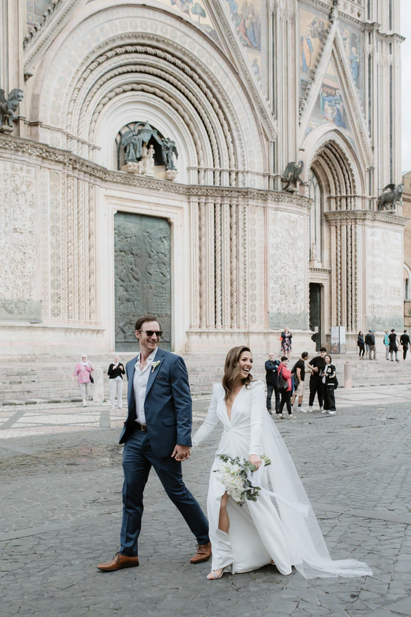Hannah & Ian's Dreamy Elopement in Orvieto
