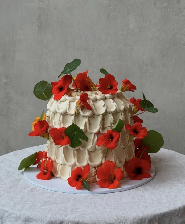 <a href="https://www.instagram.com/p/DKrSZp7zD3k/?img_index=1"><span>G Cakes</span></a>