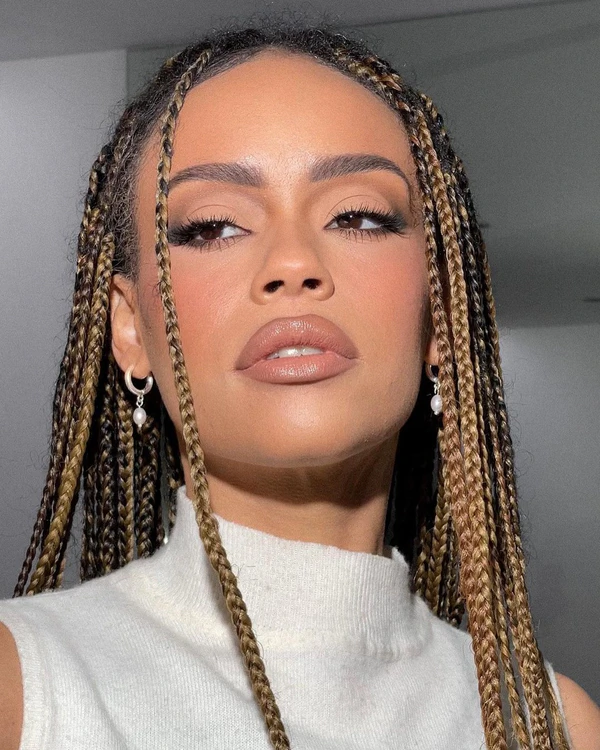 16 Best Makeup Artists in Australia