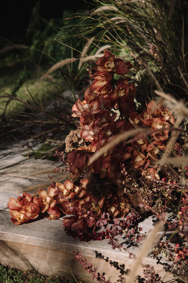 A Darkly Romantic Wedding Soirée