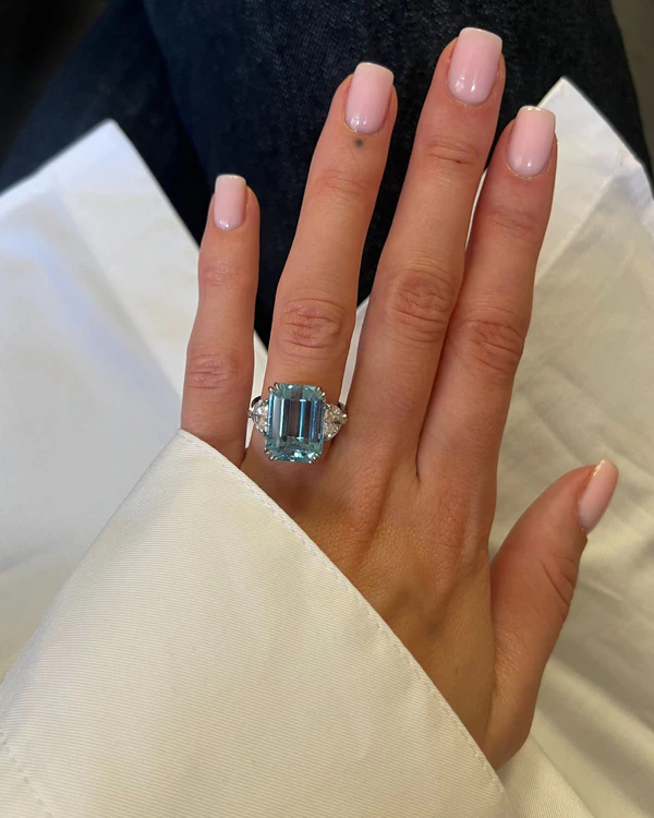 50 Iconic Vintage Engagement Ring Styles & Cuts