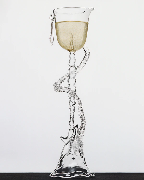 20 Artisanal Glassware Ideas to Inspire Your Tablescape