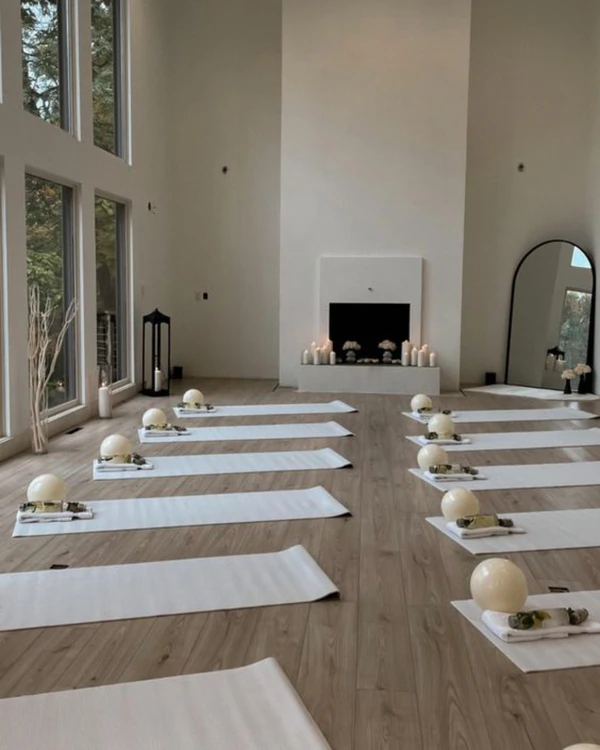 5 Yoga Studios in New York to Relieve Pre-Wedding Stress