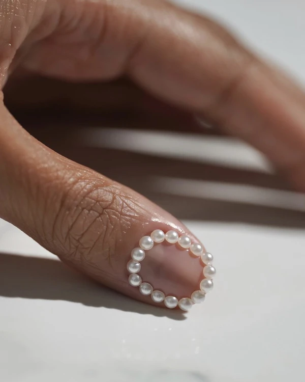 30 Minimalist Nail Designs