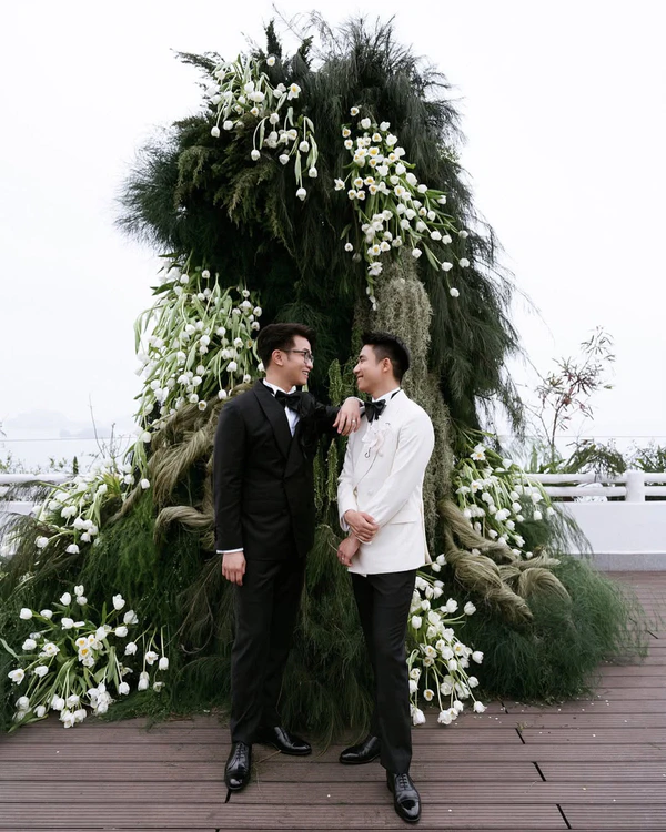 40 Creative Wedding Arch & Backdrop Ideas for an Unforgettable Ceremony