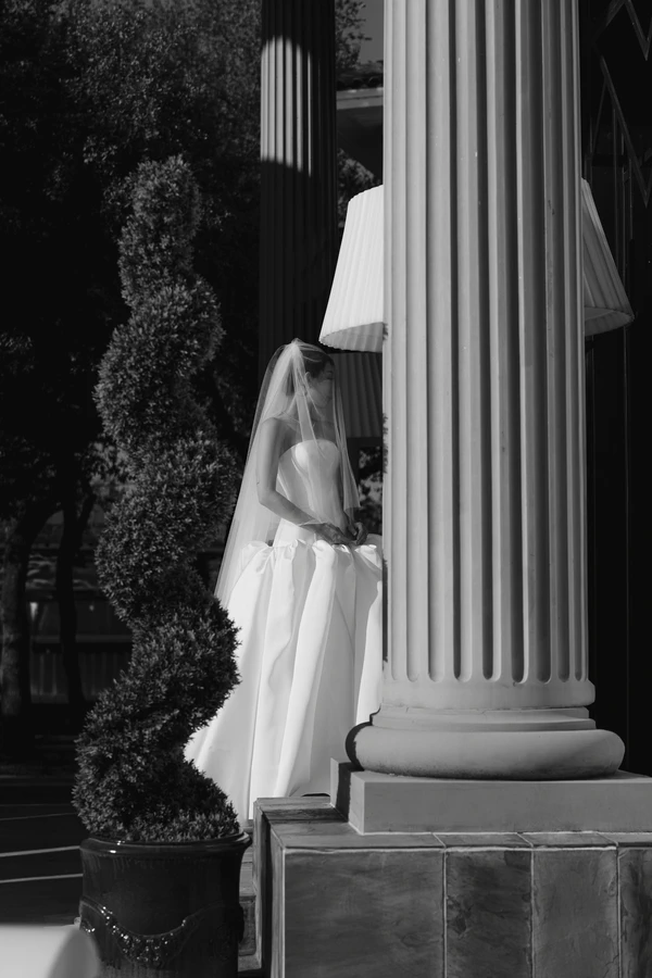 A Glamorous Art Deco Celebration Inspired by Vintage Travel at Gatsby Mansion