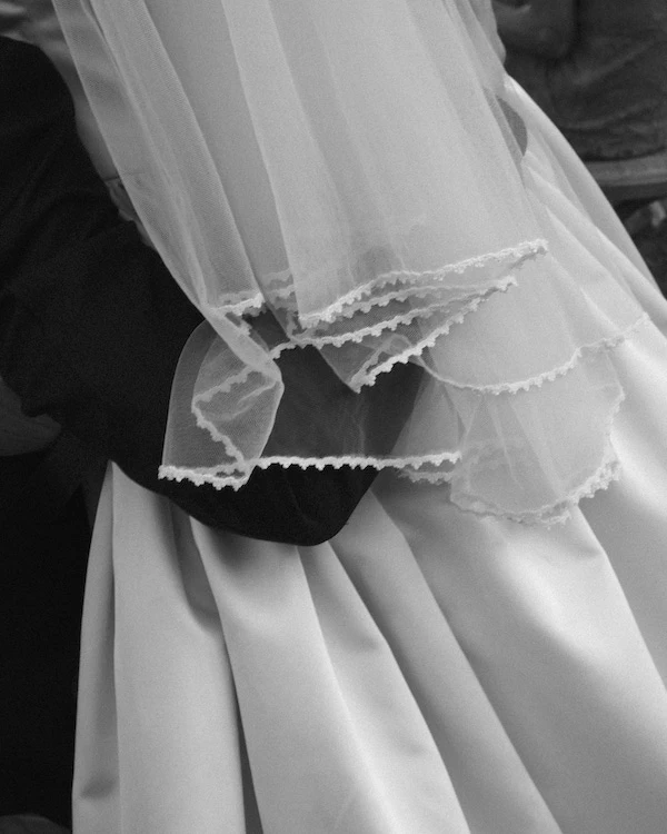 A Romantic Wedding Amidst the Rolling Hills of Umbria