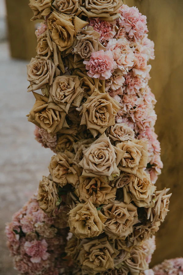 Pastel Florals, Golden Arches & a Dance-Filled Night at This Menorca Quarry Wedding