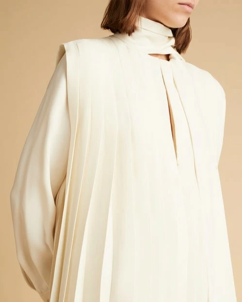 21 Maternity Dresses for Brides