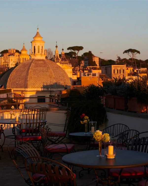 <a href="https://www.instagram.com/locarnohotelrome/p/DZ8AzSGlvNi/">Hotel Locarno</a>