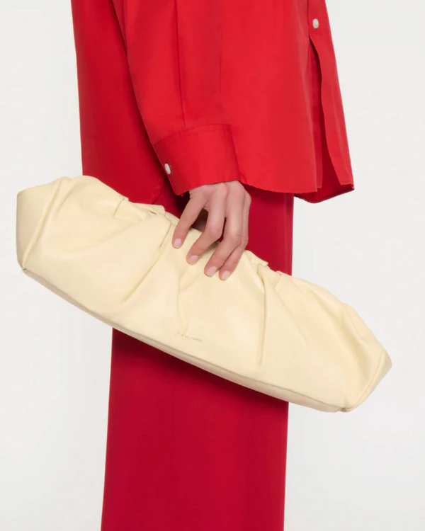30 Chic Pouches for the Fashion Bride