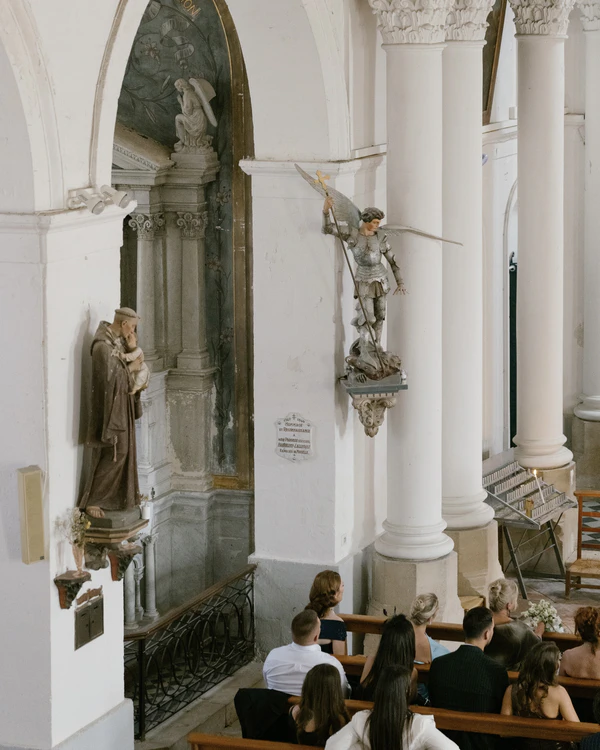 An Old-World Elegant Wedding at an 18th-Century French Château