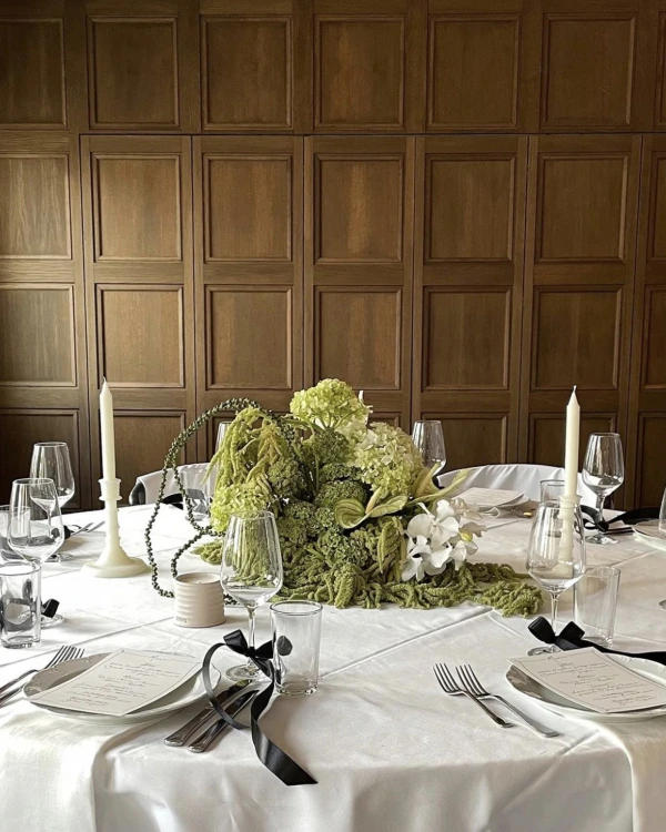 Guide to Сreating a Memorable Tablescape