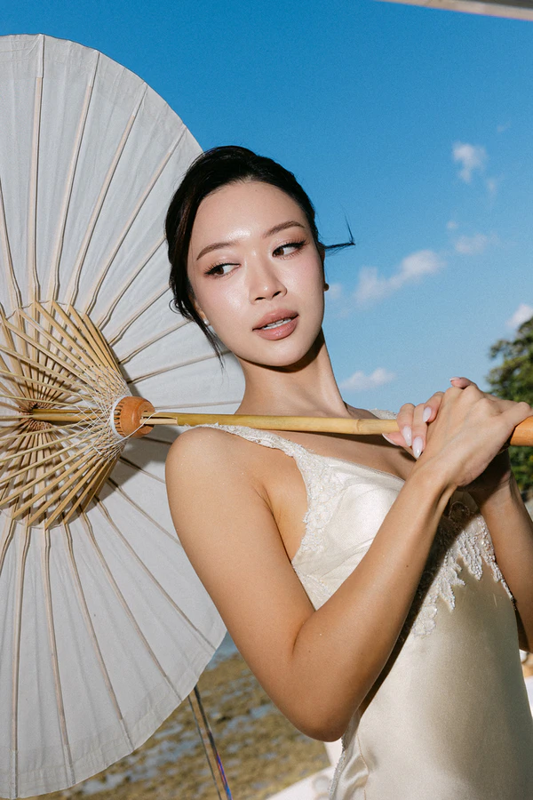 A Sculptural Floral Fantasy at This Intimate Black-Tie Wedding in Phuket