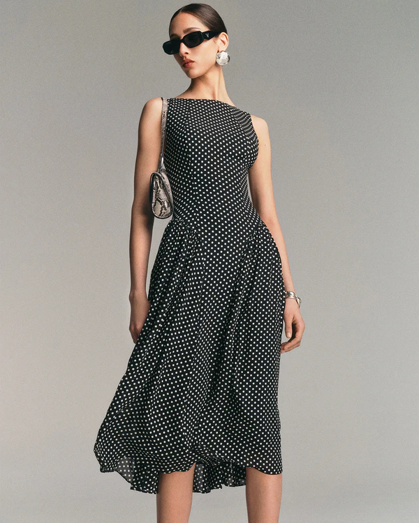 30 Stylish and So On-Trend Polka Dot Wedding Guest Dresses