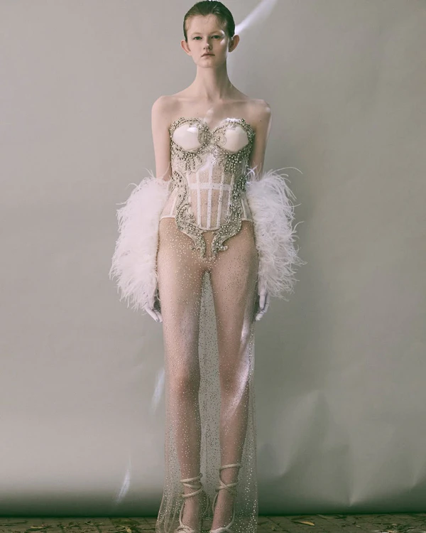 12 Chic Trends from Paris Couture Fall 2025 to Inspire Your Bridal Style