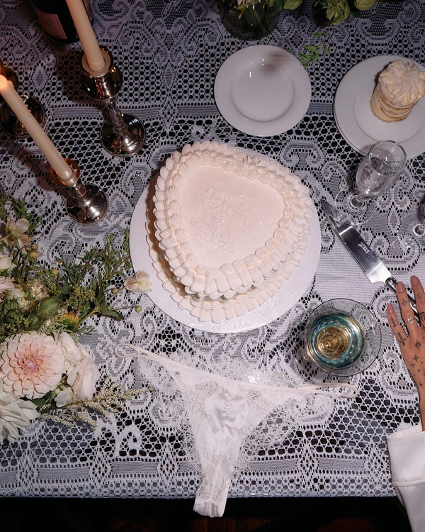 Galia Lahav & Fleur du Mal Launch Bridal Lingerie Capsule — photo 2