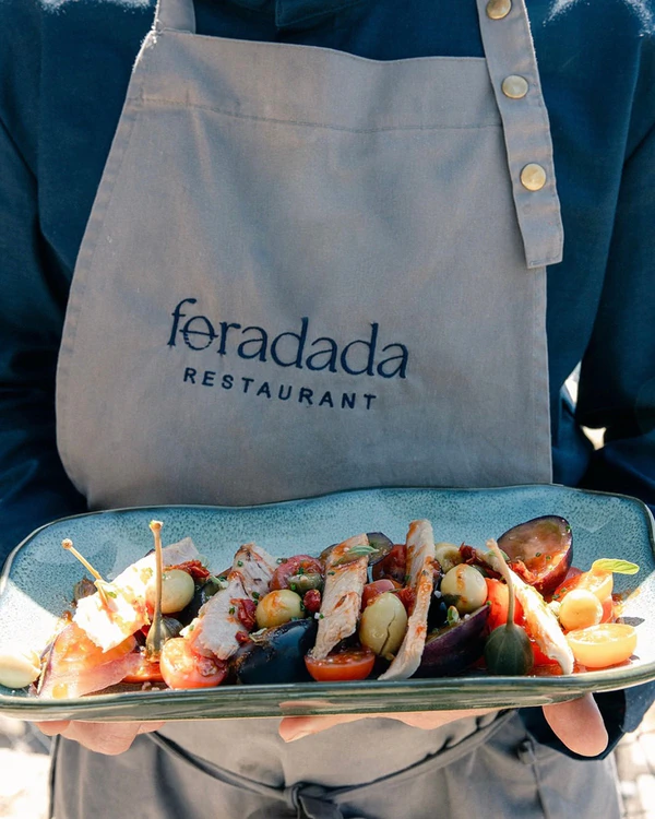 <a href="https://www.instagram.com/p/DbTZf8_DdGa/">Foradada Mar</a>