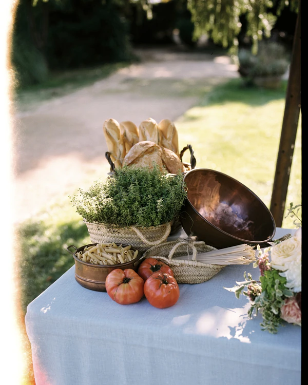A Unique Fusion of Italian, Spanish & Chinese Cultures in this Chic Madrid Garden Wedding