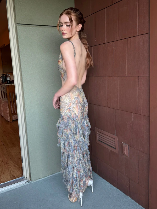 <a href="https://www.instagram.com/p/DcDEpciFXez/?img_index=6">Molly Dickson</a>
