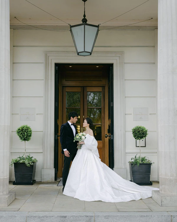 Wedding Gift Etiquette 101: Everything Guests Should Know