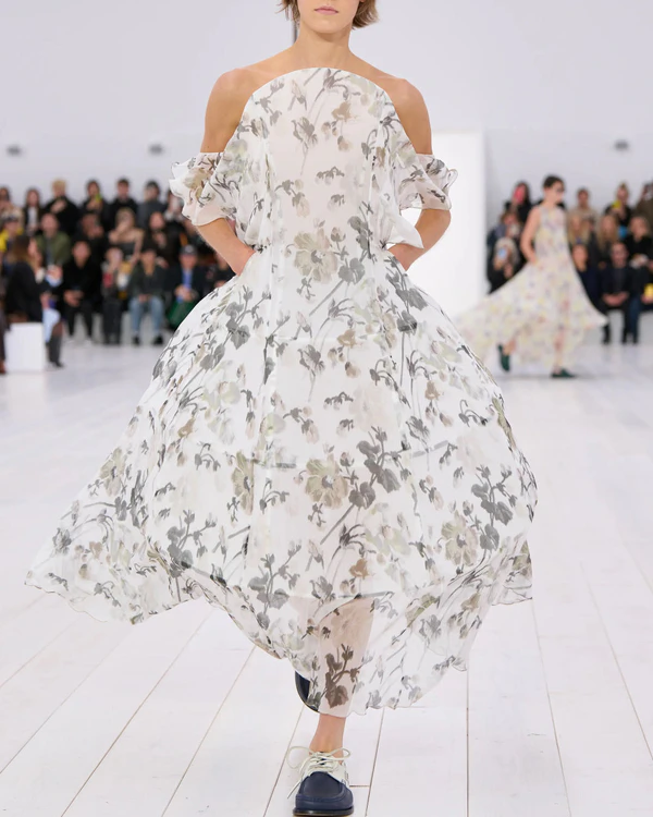 70 Looks from the SS25 RTW Runways for the Fashion Bride