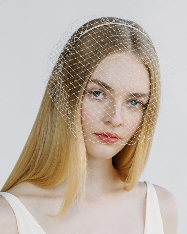 15 of Our Favorite Veil Brands