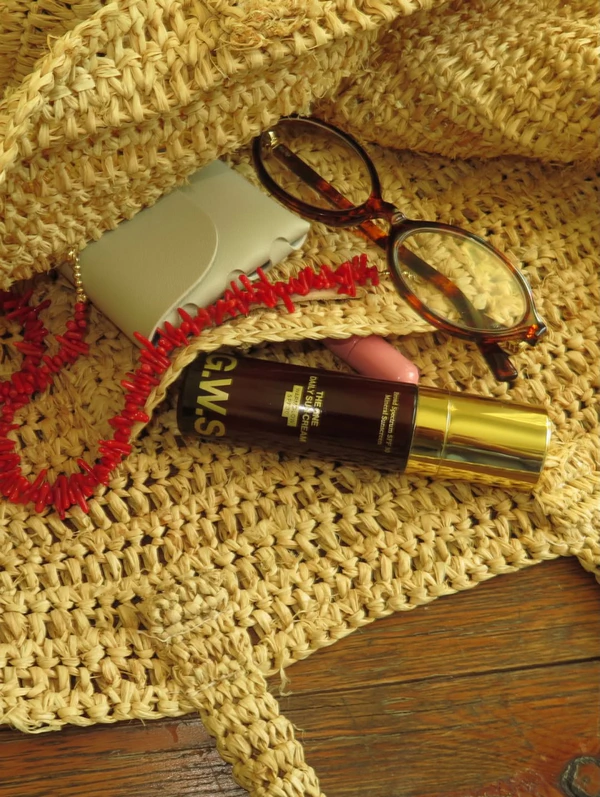<a href="https://www.instagram.com/goodweatherskin/">Good Weather Skin</a>