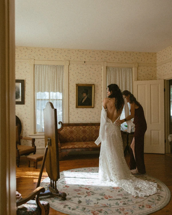 45 Must-Save Getting Ready Wedding Photos That Capture the Magic