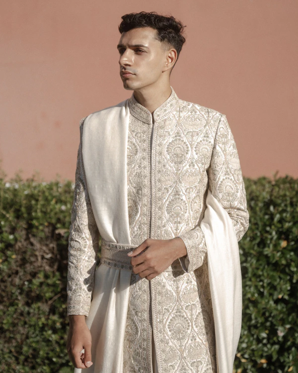 An Enchanting Indian Wedding in the Heart of Portugal
