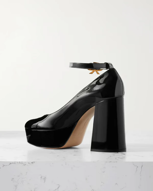 Where To Look for Platform Shoes: 11 Trendy Pairs