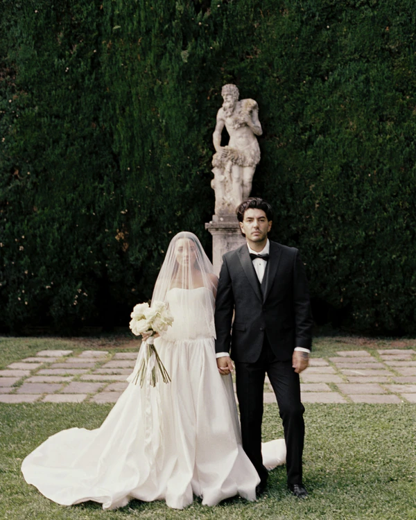 An Intimate Gothic Romance Elopement at a Historic Lake Como Villa