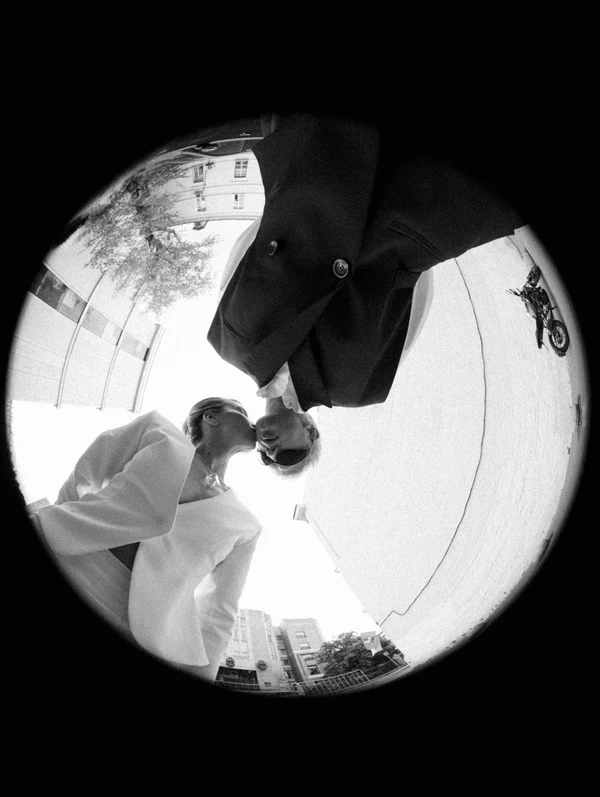 Photography: <a href="https://www.instagram.com/p/DcUEUQbEfmv/?img_index=6">Trush</a>