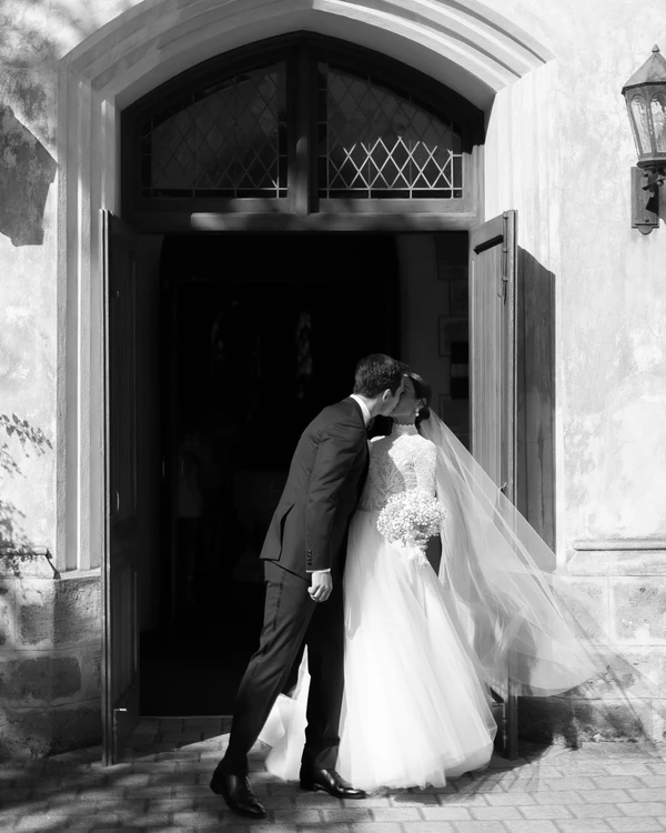 Real Wedding: Maddie & Daniel — photo 1