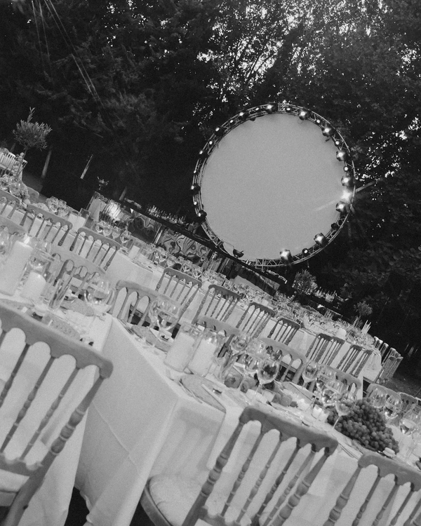 A Chic Sun-Drenched Wedding Amongst a Free-Range Farm Estate