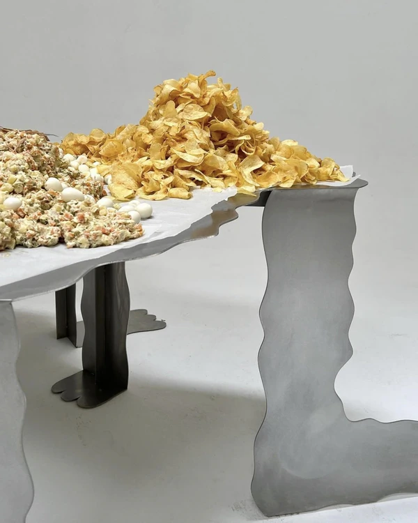 Trend: Modern Grazing Tables