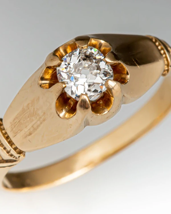 50 Iconic Vintage Engagement Ring Styles & Cuts