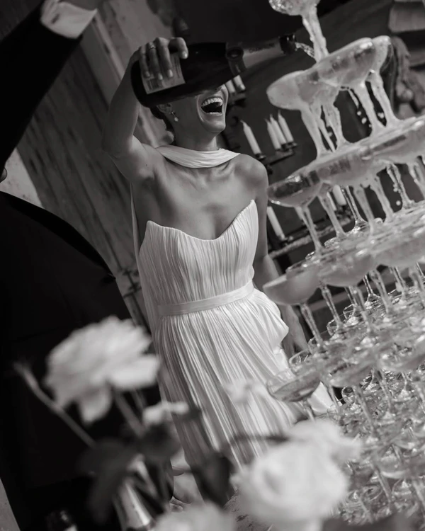 How to Calculate Exactly How Much Alcohol You Need for Your Wedding