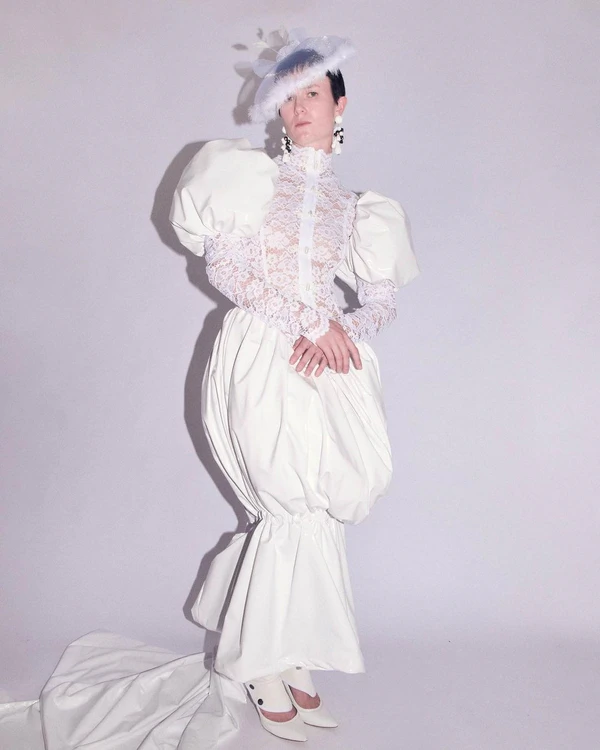 Trend: Naked Wedding Dresses