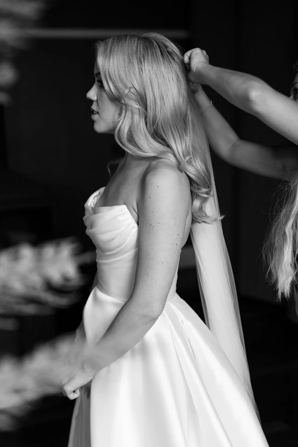 Real Wedding: Isabella & Sam