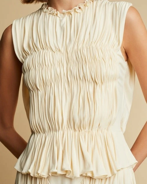 21 Maternity Dresses for Brides
