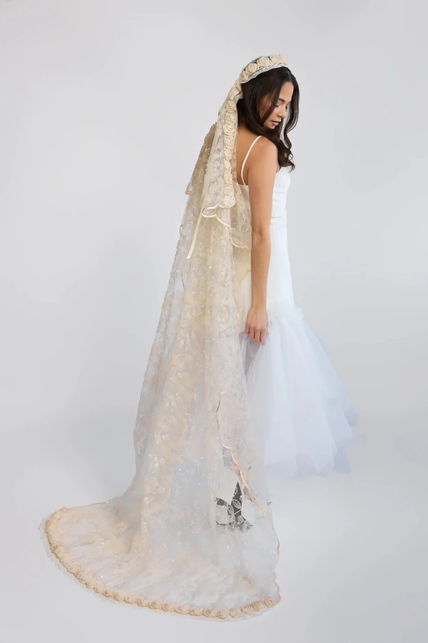 <a href="https://madisonchamberlain.com/products/lilith-veil">Madison Chamberlain</a>