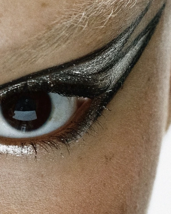 6 New Year’s Eve Makeup Looks to Try