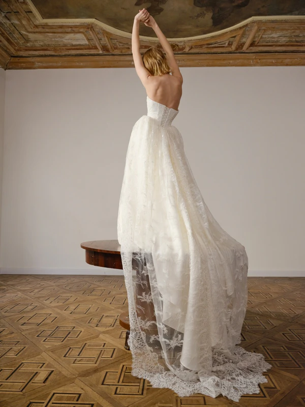Monetre, wedding bridal in Ukraine, Europe — portfolio photo 3