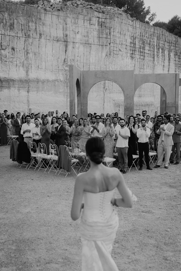 Pastel Florals, Golden Arches & a Dance-Filled Night at This Menorca Quarry Wedding