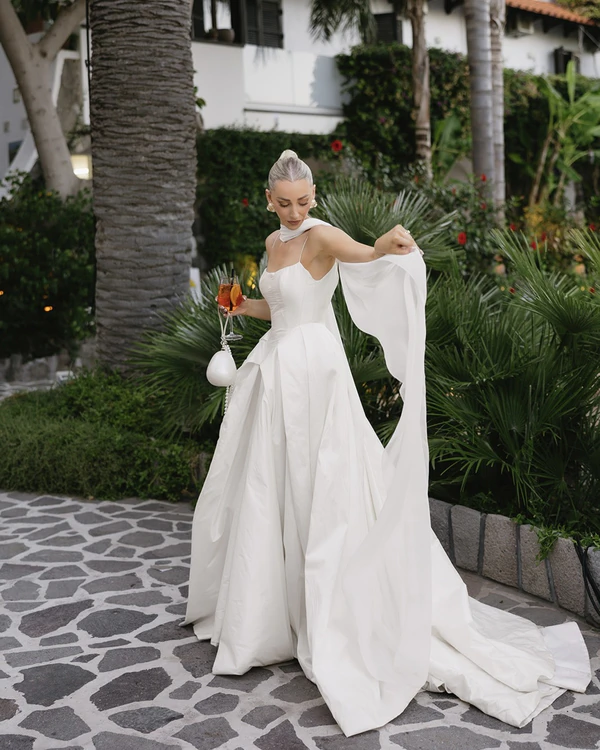 A Bold Multi-Day Wedding by the Seaside in Ischia, Italy