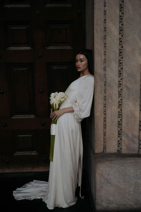 A Symphony of Silk, Light and Blooms