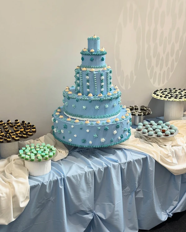 Pinterest Predicts: 9 Wedding Cake & Food Trends Set to Define 2026