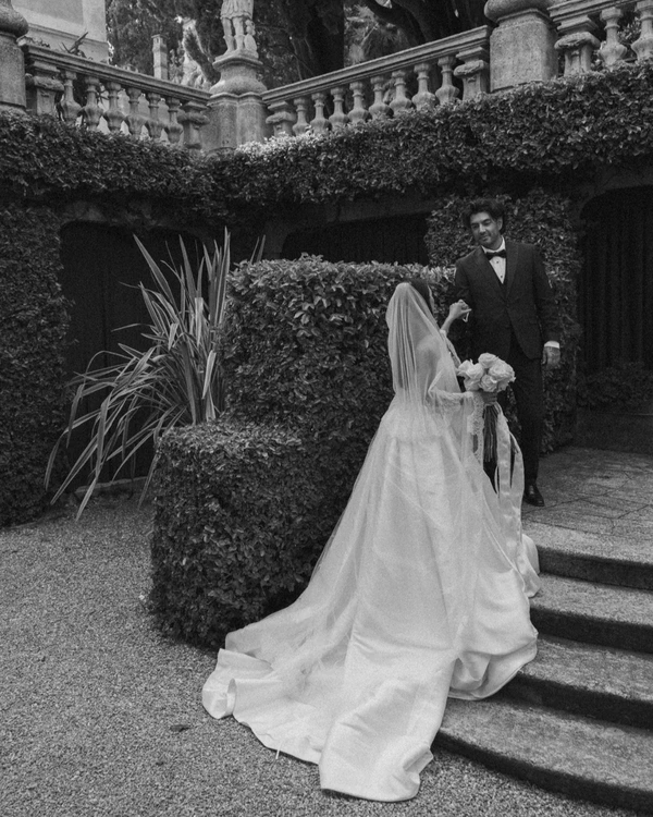 An Intimate Gothic Romance Elopement at a Historic Lake Como Villa
