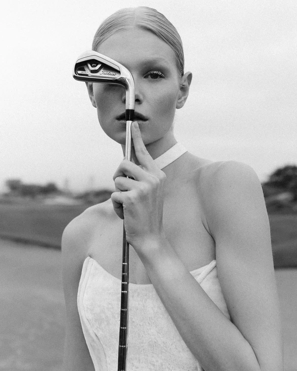 Stillness in Swing